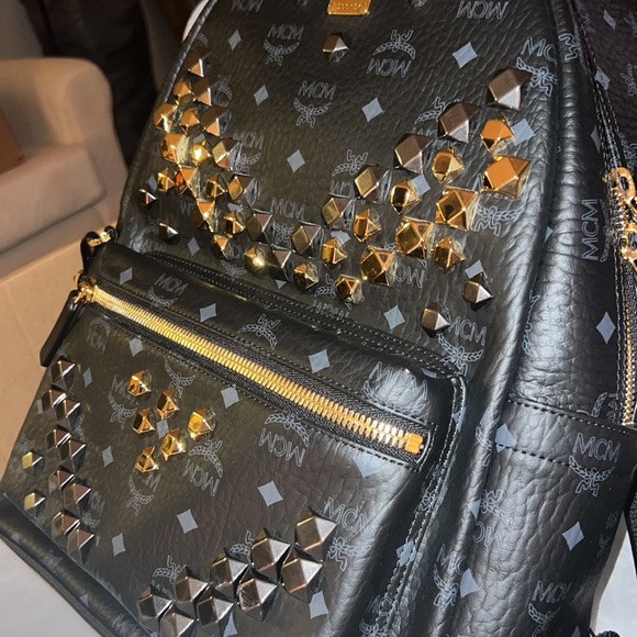 Retro M Studs Stark Backpack in Visetos - Picture 4 of 6